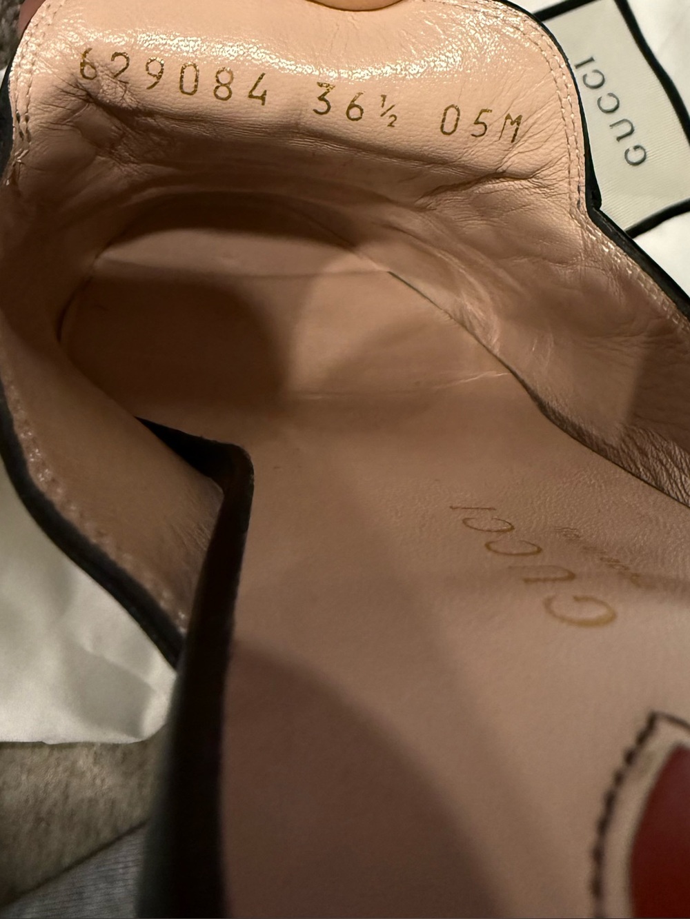 Gucci Black Leather Mules with Green and Red Web and Gold Hardware Authentic - Picture 6 of 6